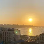 Royal Luxury Apartment With Gorgeous Sea View