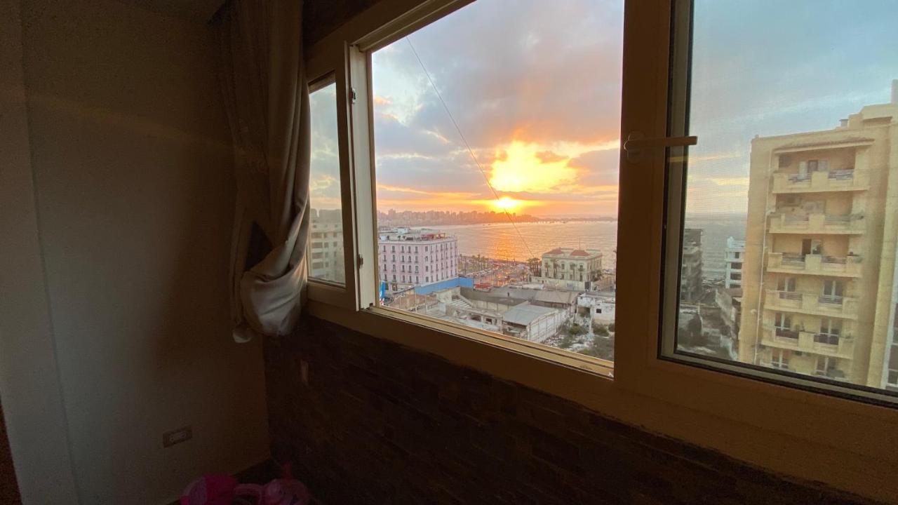 Royal Luxury With Gorgeous Sea View Apartment