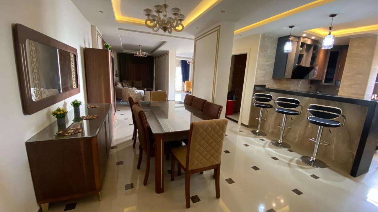 Royal Luxury With Gorgeous Sea View Alexandria