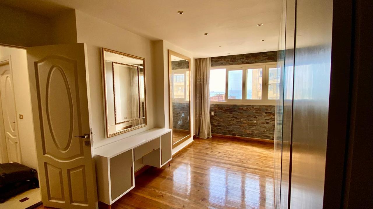 Apartment Royal Luxury With Gorgeous Sea View *