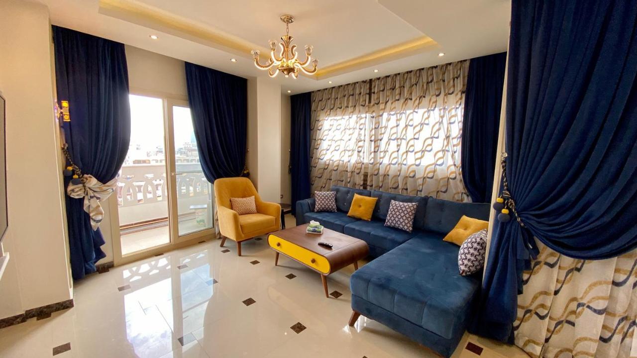 Royal Luxury With Gorgeous Sea View Apartment
